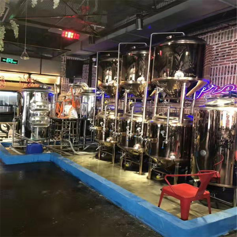 生产啤酒的设备有哪些厂家 河北小酒馆精酿啤酒设备  河北精酿啤酒设备  生产啤酒的设备厂家  啤酒设备厂家有哪些