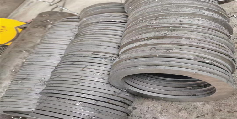 95Cr18（9Cr18钢）形成不均匀的碳化物