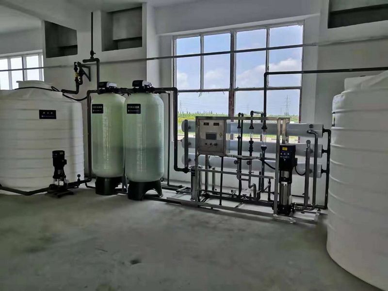 纯水是什么  纯水机  水处理设备  反渗透设备