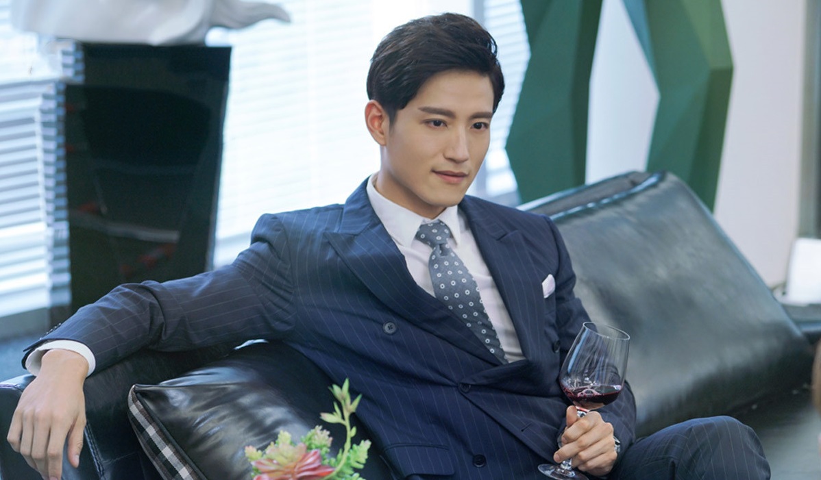 《披荆斩棘2》定档8.19 张峻宁代言商演均可直接沟通  明星翻包  明星代言  明星商务