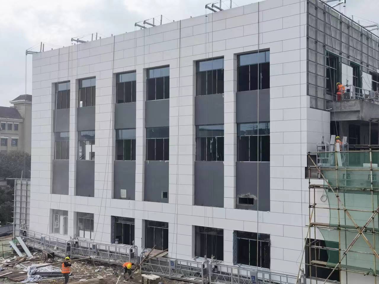中高密度纤维水泥板适用于楼层板承重力 隔音隔热  防火防潮  A级防火