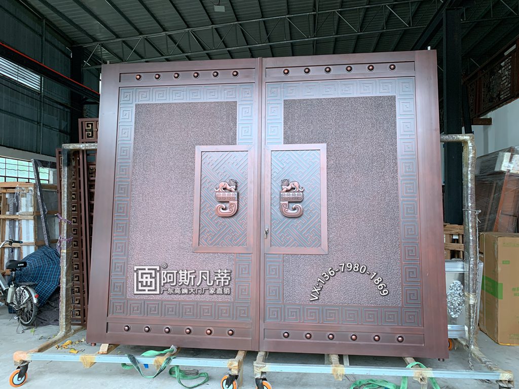 哈尔滨围墙大门别墅门窗大门效果图