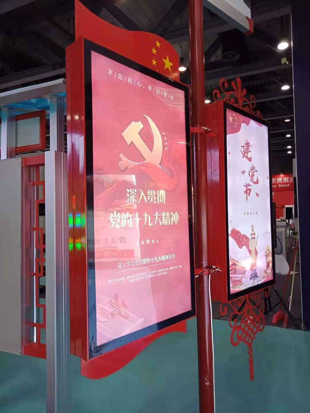 灯杆道旗架的优势  单臂道旗  双臂道旗  道旗灯箱
