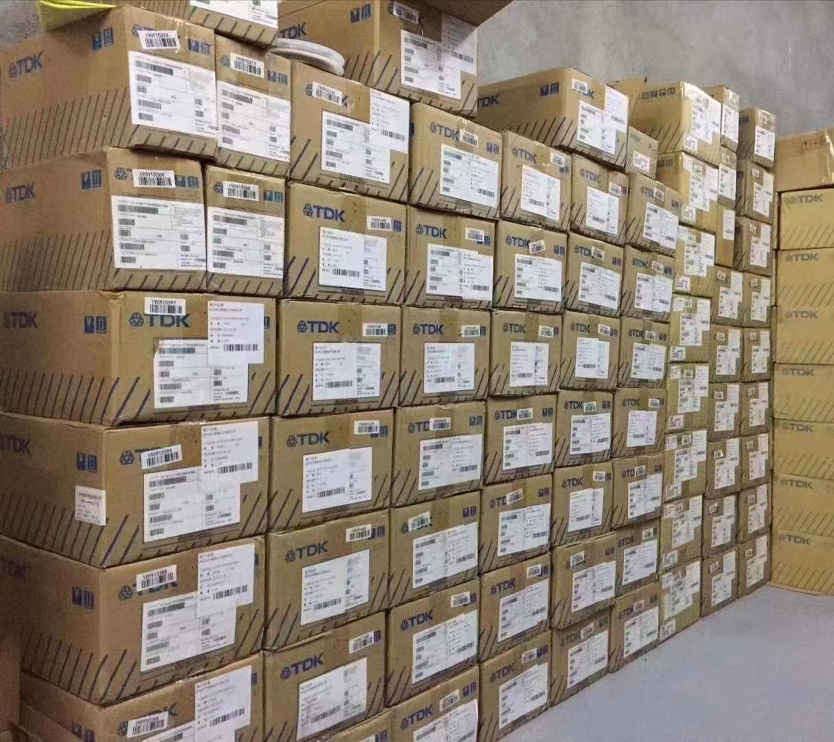 郴州回收电子元器件回收呆料库存行业领先  库存电子IC  电子产品