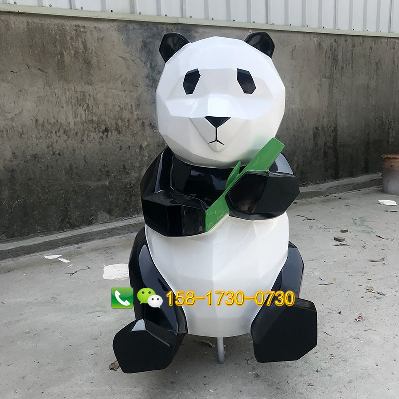 创意玻璃钢抽象熊猫雕塑树脂纤维切面熊园林公园摆件  玻璃钢熊猫雕塑  玻璃纤维动物造型  切面抽象熊小品