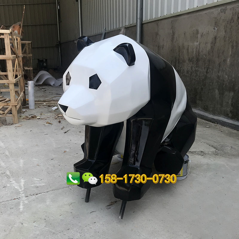 创意玻璃钢抽象熊猫雕塑树脂纤维切面熊园林公园摆件  玻璃钢熊猫雕塑  玻璃纤维动物造型  切面抽象熊小品