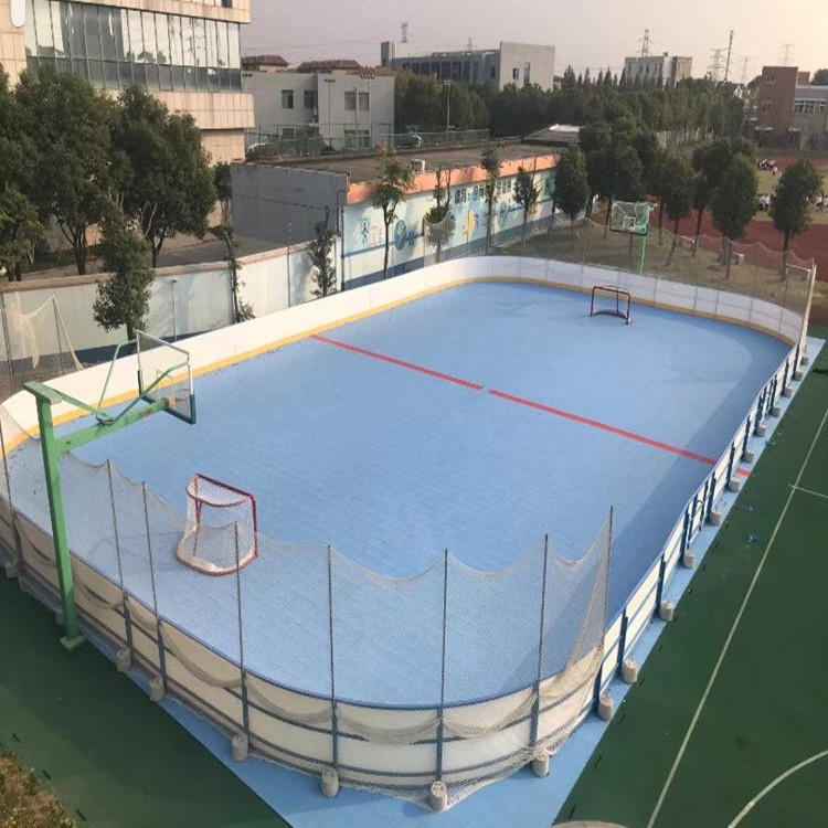 厂家直销轮滑场围栏冰场围挡 塑料冰场护栏 可按要求加工  溜冰场围栏  旱冰场围栏