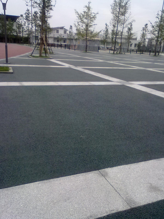 南宁生态透水混凝土铺装助力全域推进海绵城市建设  增强剂  透水地坪材料