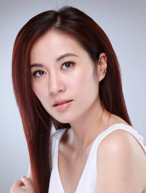 叶璇翻包授权可合作 叶璇代言商演均可沟通  明星翻包  明星代言  明星商务