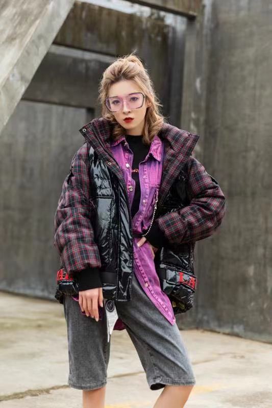 艾莉缇羽绒反季中长款加厚保暖休闲外套库存尾货  反季艾莉缇羽绒服  中长款加厚连帽  保暖休闲外套尾货