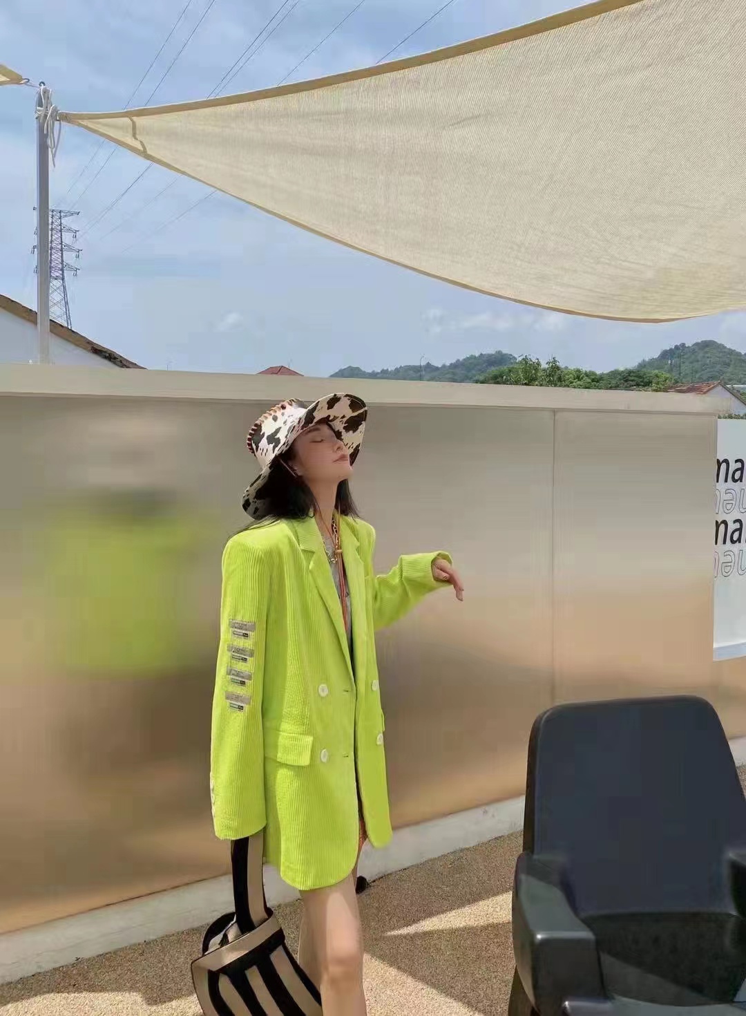 原创个性大牌欧货潮流时尚宽松大码女装上衣外套货源  大牌欧货西装