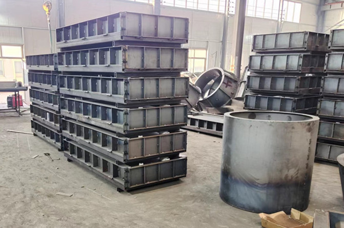 遮板钢模具加工生产遮板模具大体积钢模具厂家  挡遮板钢模具  挡渣墙钢模具