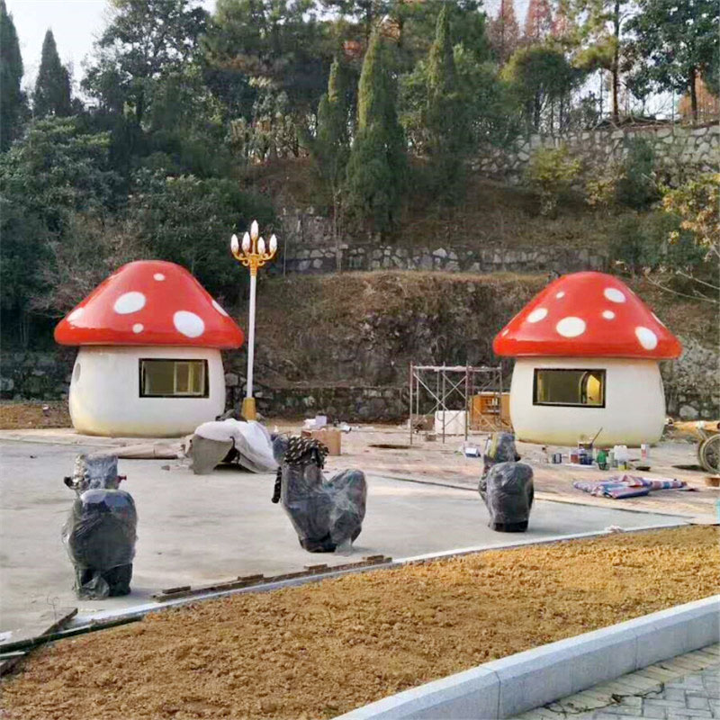 玻璃钢蘑菇房子雕塑园林广场草地美陈植物楼房模型  大型蘑菇屋模型  玻璃钢植物仿真  园林公园摆件小品