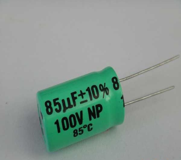 立式无极插件铝电解电容器85° 85UF100V  无极性电解电容  双极性铝电解电容器  导针型铝电解电容