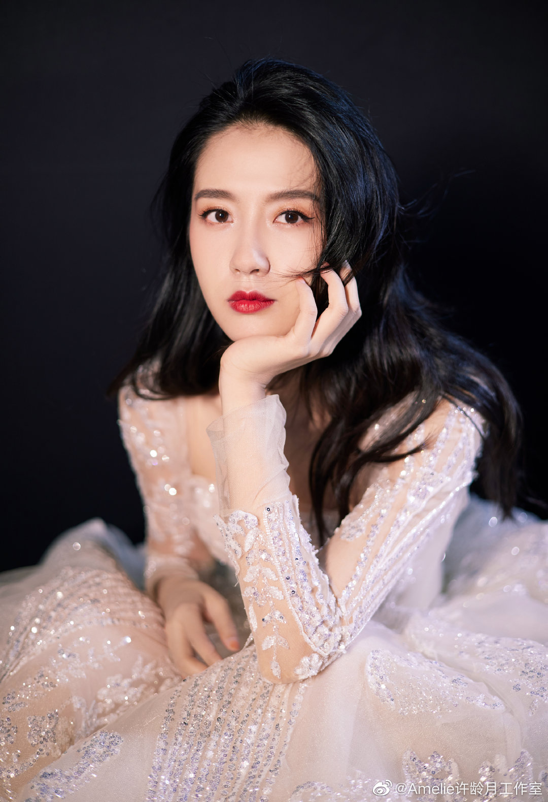 许龄月新剧热播 许龄月代言翻包植入商演均可合作  明星翻包  明星代言  明星商务
