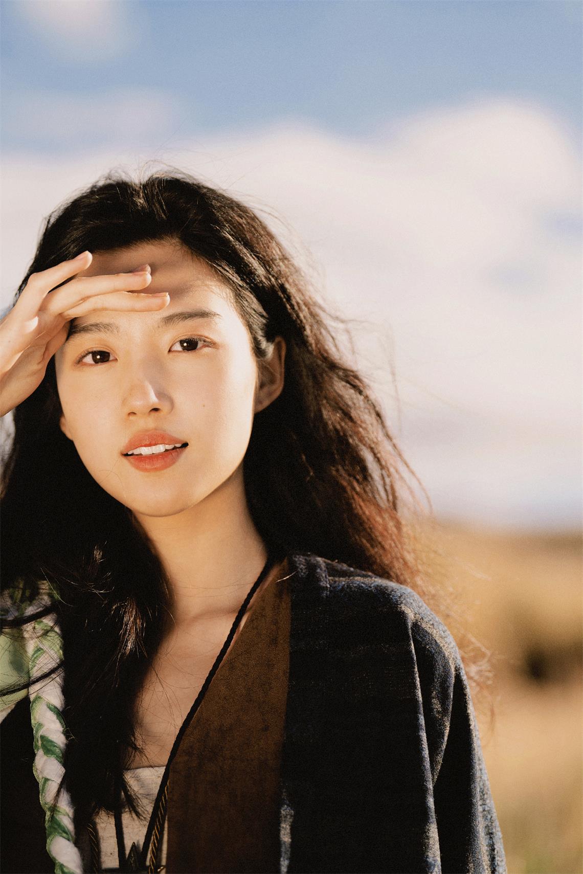 卢昱晓新剧热播中 卢昱晓代言商演翻包植入均可合作  明星翻包  明星代言  明星商务