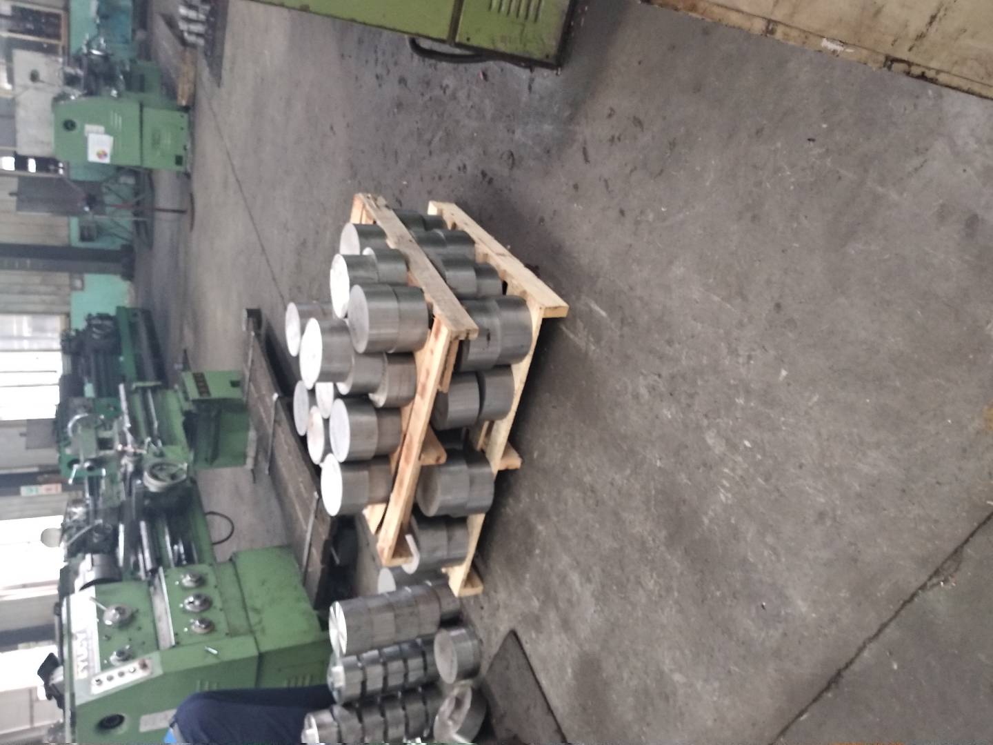 鲁锻 H13热作模具钢 H13圆钢 方钢扁钢 可加工定制