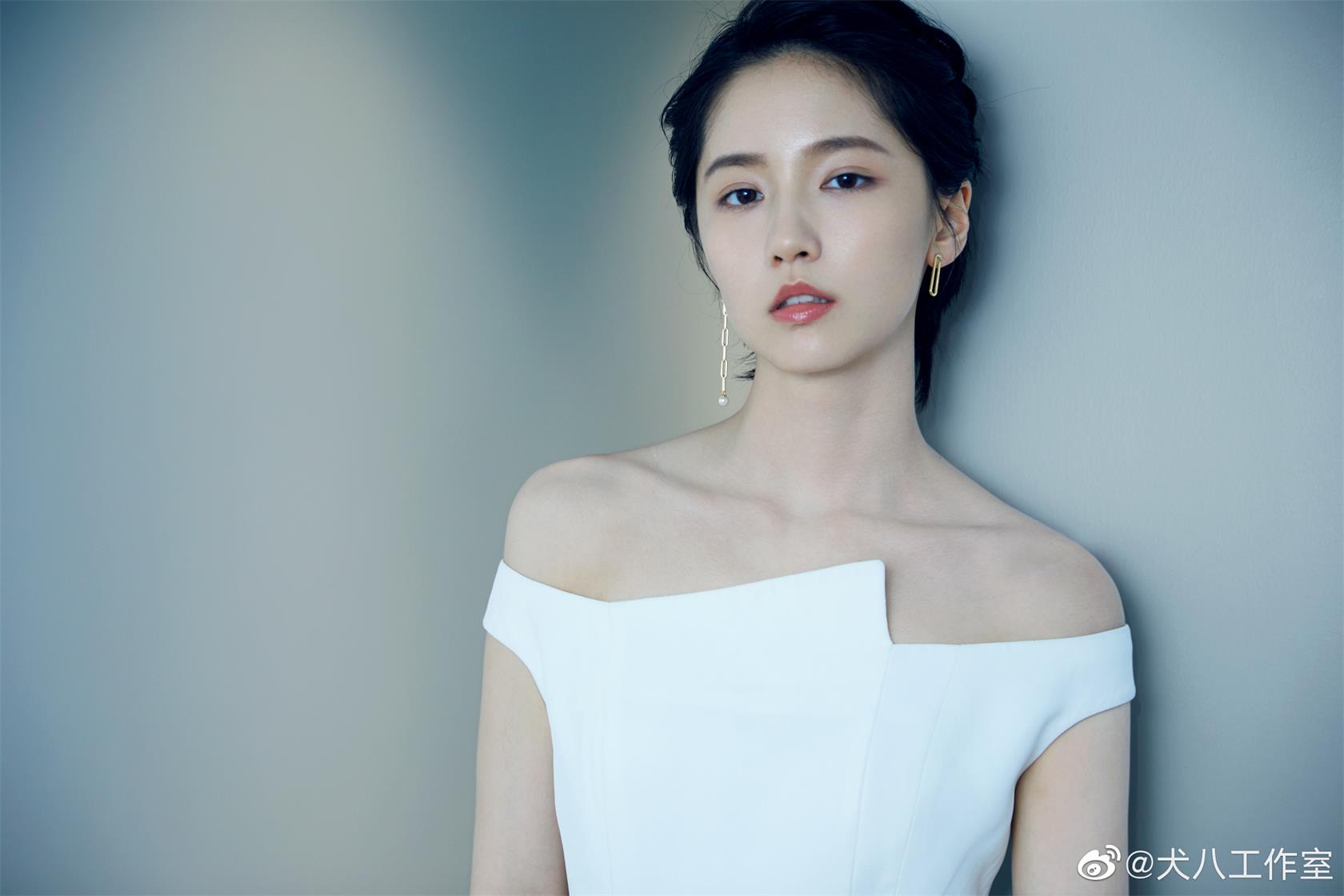 成果代言翻包植入商演均可合作 成果商务对接  明星翻包  明星代言  明星商务