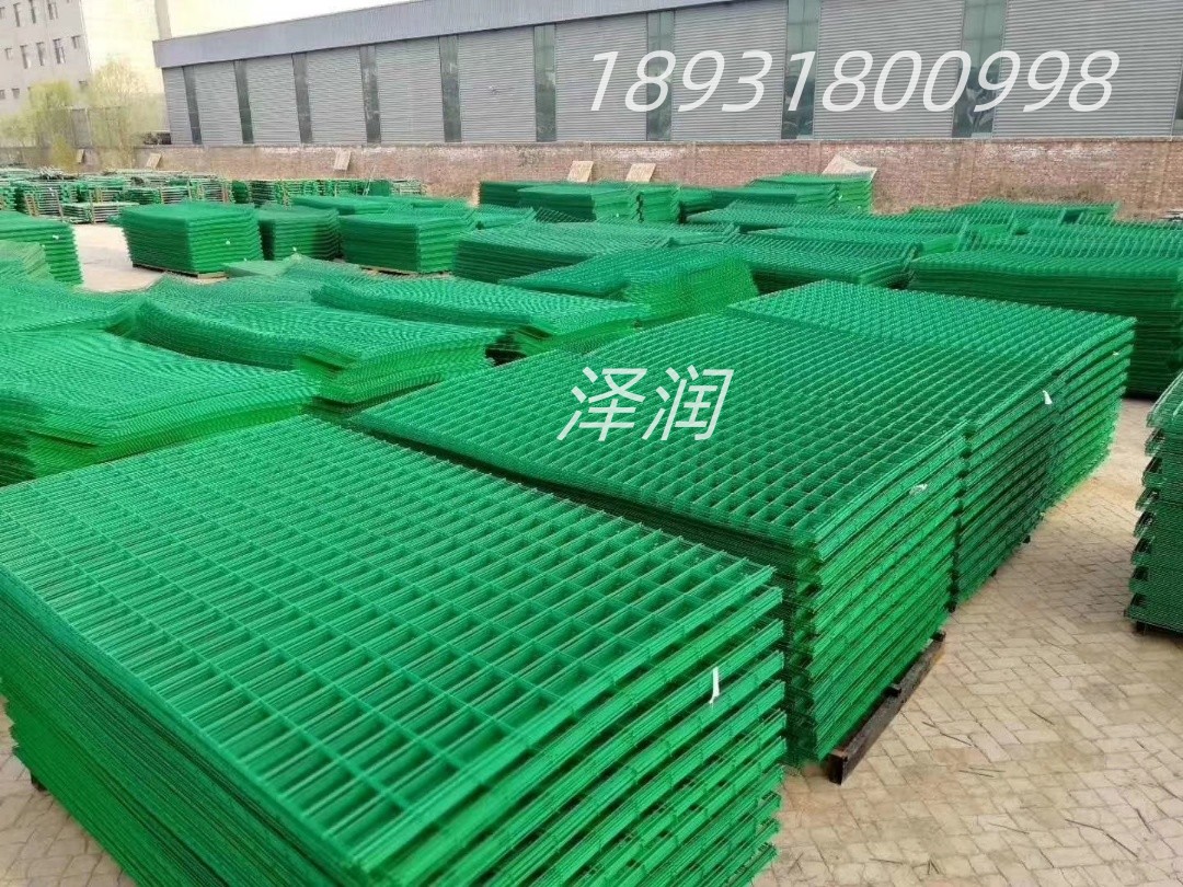 河北饶阳泽润定制双边丝护栏框架网护栏车间隔离网