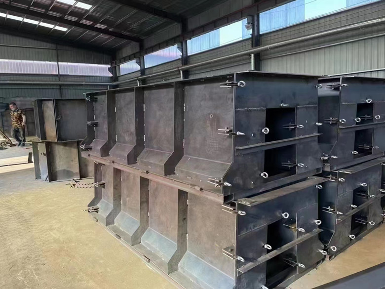U型渡水槽钢模具加厚钢模板按需定制  集水槽钢模具