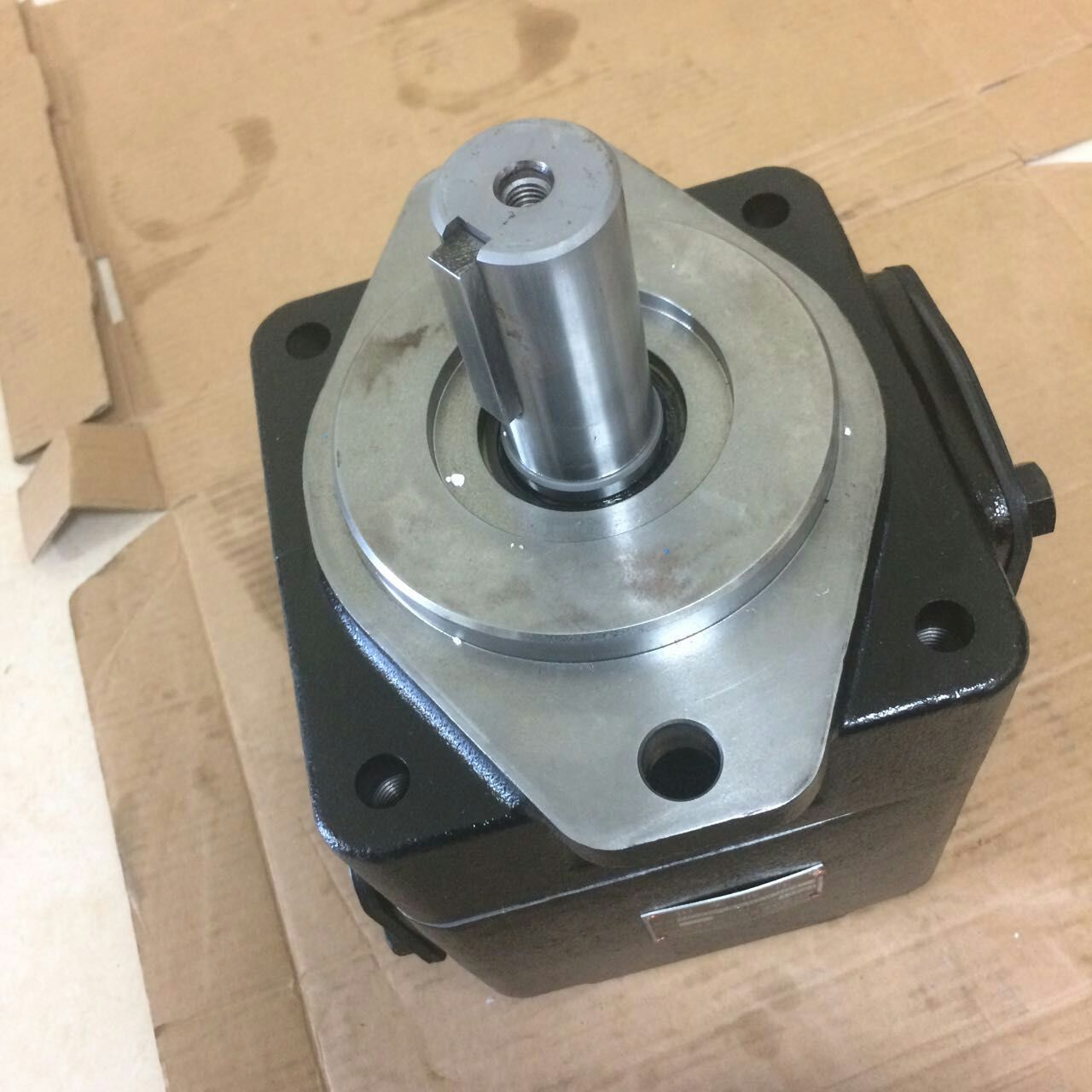 T7BB-B04-B05-1L02-C500丹尼逊生产厂家型号齐全  叶片泵  叶片泵销售  叶片泵厂家