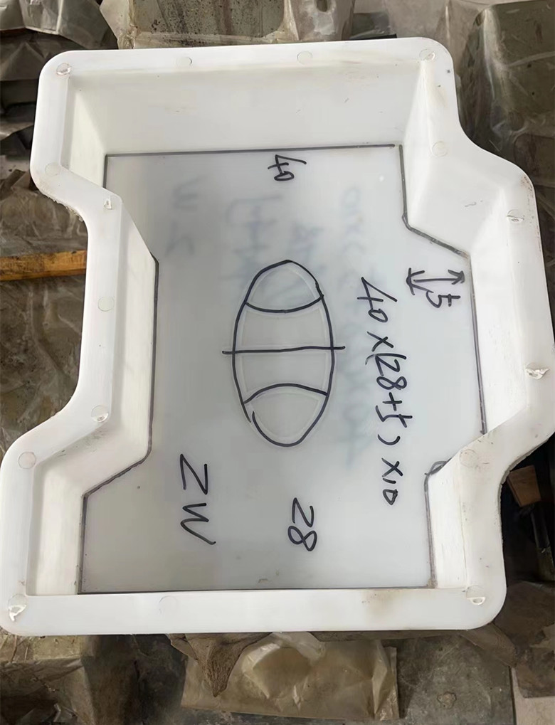水利连锁护坡模具连锁预制护坡砖铺装形式  连锁护坡砖模具  锁扣护坡模具