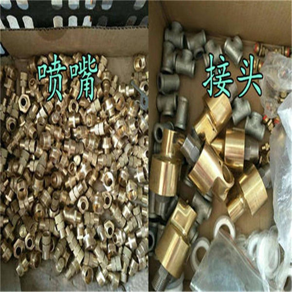山东胶南高空塔吊喷淋大型塔吊喷淋