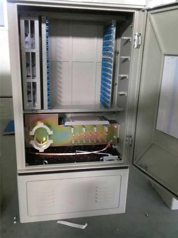 壁挂式96芯光缆交接箱FTTH单网（SC FC）  SMC光缆交接箱  壁挂式光缆交接箱