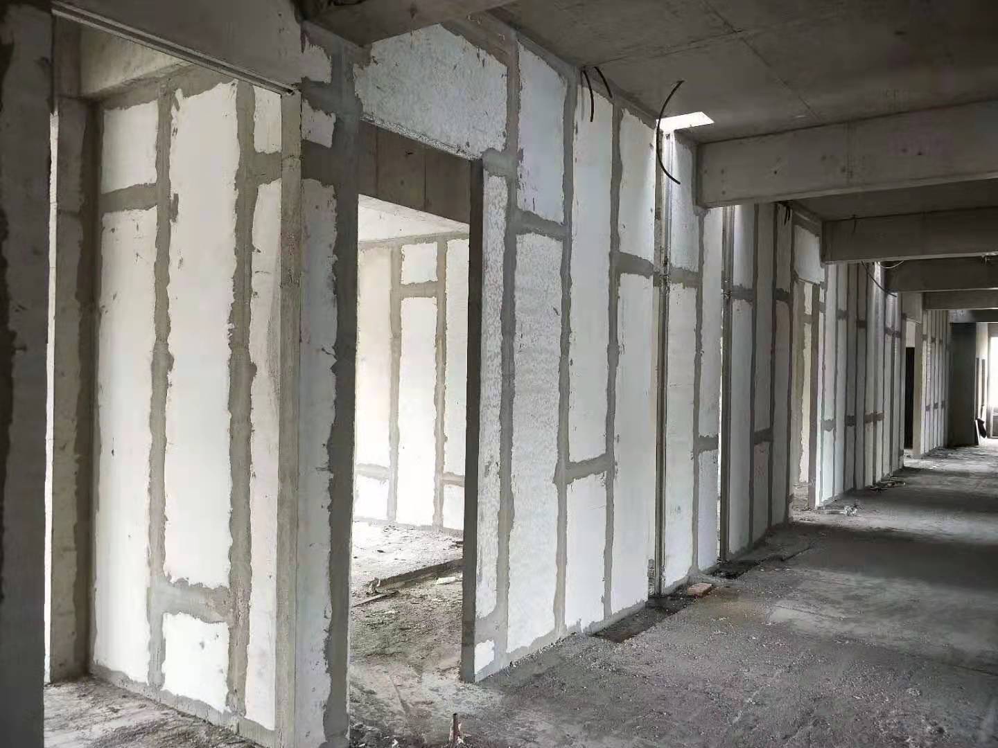 供应卧立模轻质隔墙板生产线型号齐全  卧立模隔墙板设备  立模墙板成型机  立模卧模模具设备