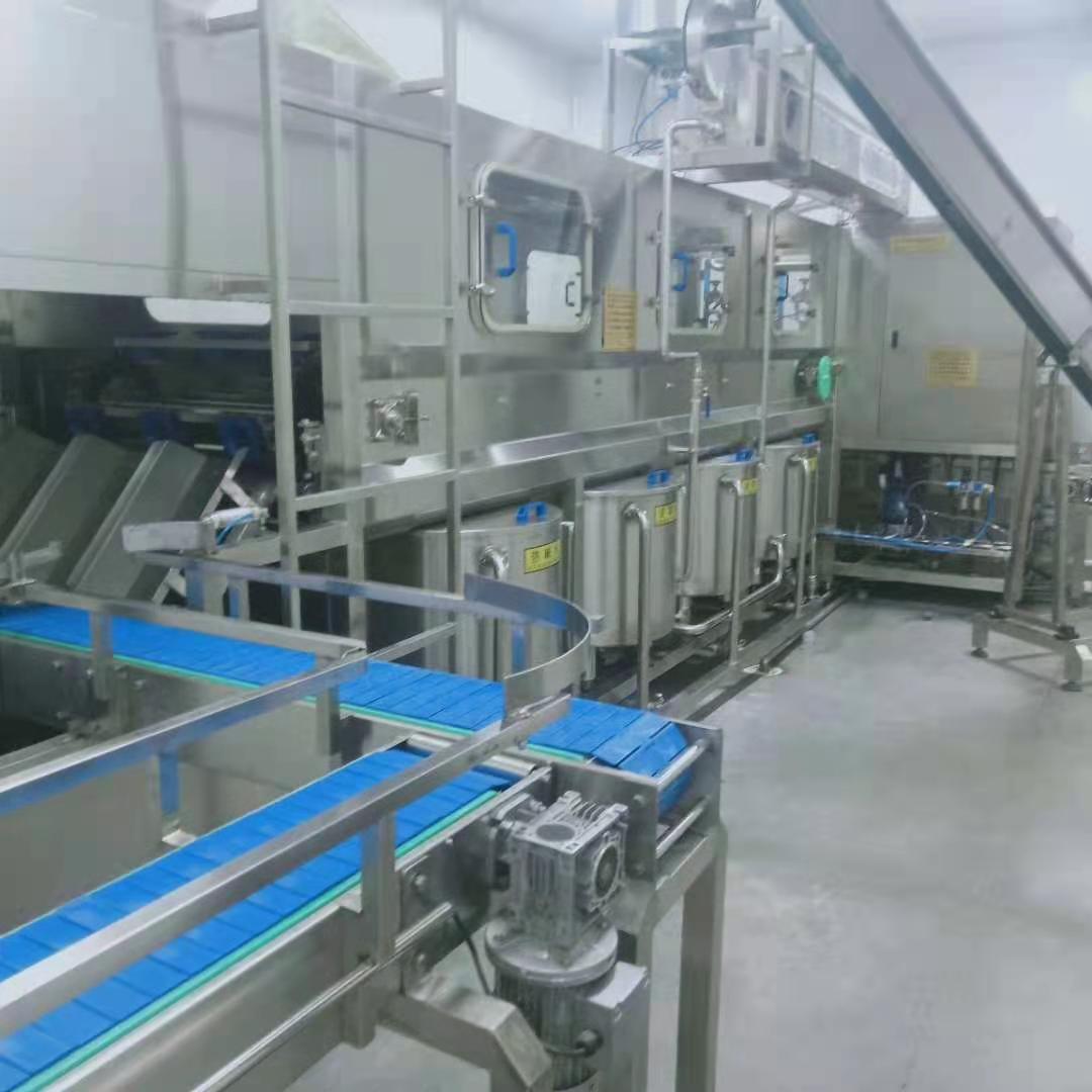 西安150桶/小时桶装纯净水设备  西安桶装水设备  西安纯净水厂设备  西安矿泉水厂设备