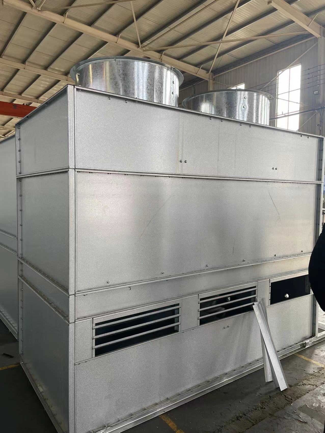 不锈钢闭式冷却塔中频电炉注塑机液压油冷却降温设备  全封闭冷却塔  密闭式冷却塔厂家