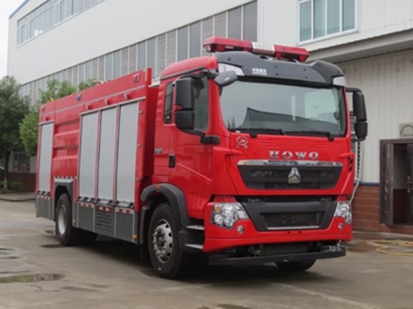 江特牌国六豪沃9吨水罐消防车厂家  江特牌消防车  重汽豪沃9吨消防车