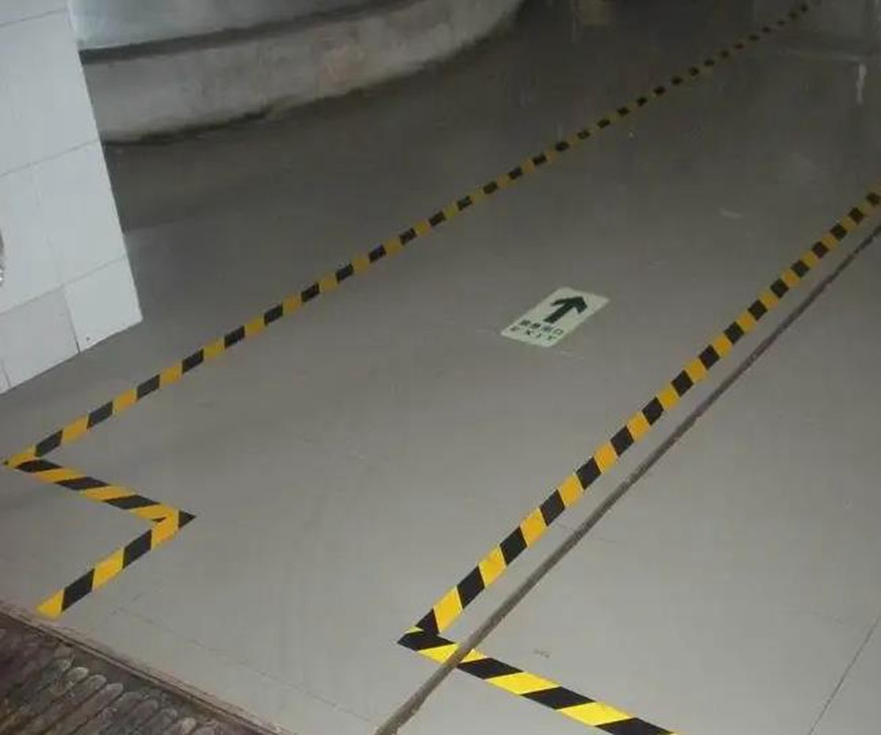 达尊案例：南京厂区道路划线施工案例热熔划  南京道路划线  南京厂区划线  南京停车场划线
