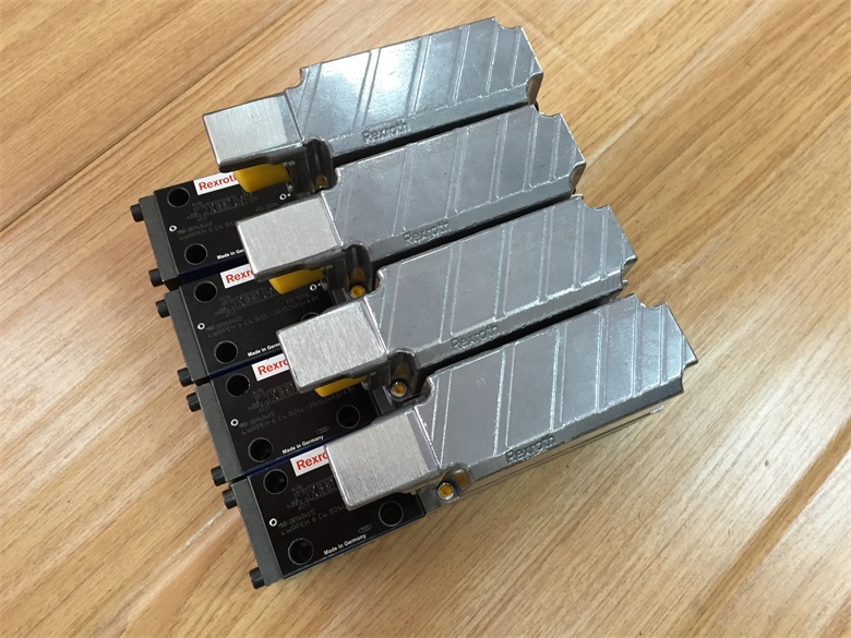 4WRPE10W80SJ-20/G24K0/A1M力士乐阀  力士乐Rexroth