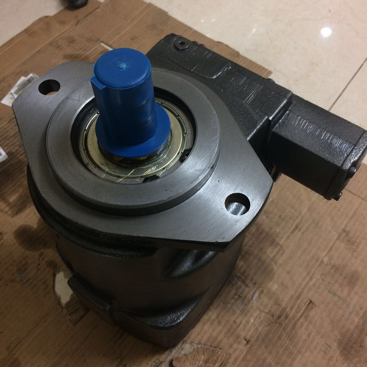 威格士液压阀规格KBHDG5V-5-33C80N-X-M2-PE7-H4-11  液压泵  液压马达