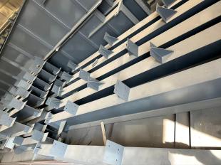 钢梁 屋顶梁 门式钢架屋顶梁厂家 北京博泰