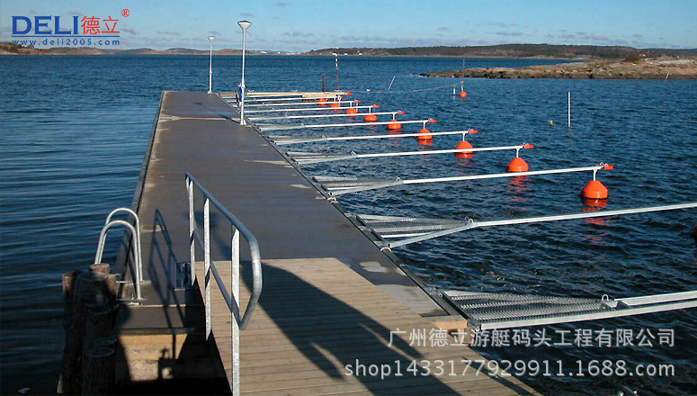 轻型钢结构浮动游艇码头设计、建造工程 游艇浮码头设备  钢结构码头