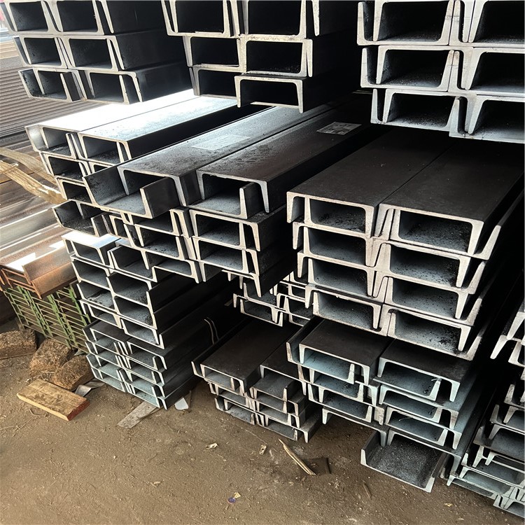 万吨库存供应S355 现货直发 规格齐全 欧标 槽钢 28B  外标型钢  重工钢结构  海外钢构项目