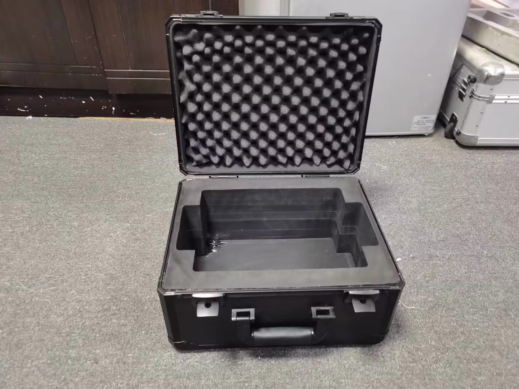美观铝箱订制多种颜色选择  航空箱  拉杆箱