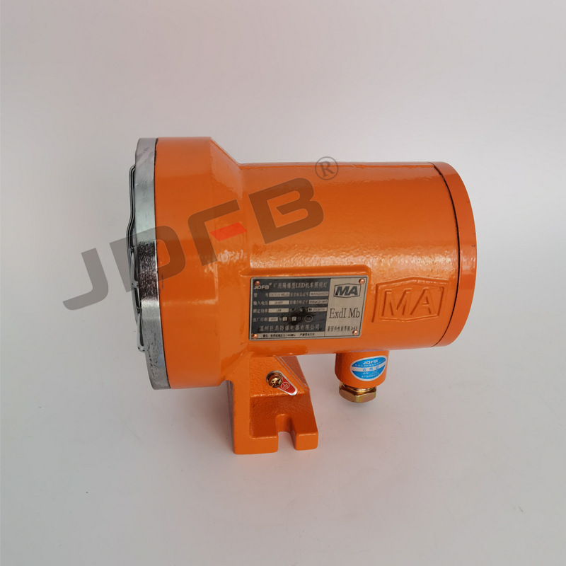用于采掘工作面DGE18/36L(A)矿用照明灯掘进机大灯  DGE18机车灯