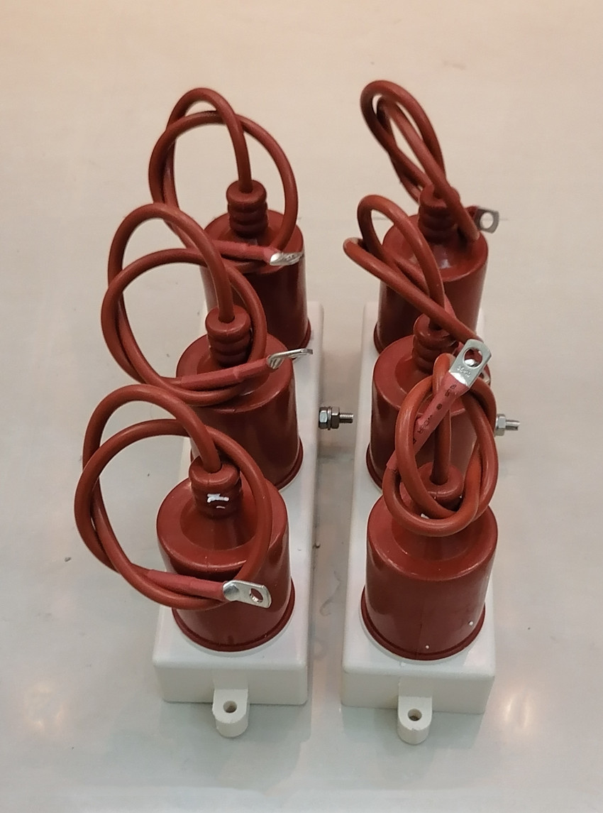 过电压保护器的操作说明  复合式过电压保护器  众邦过电压保护器
