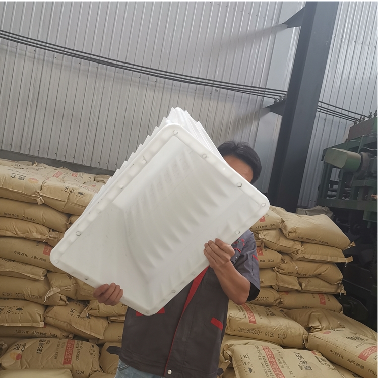公路防撞墙模具 塑料隔离墩模具可定制  塑料模具  水泥模具
