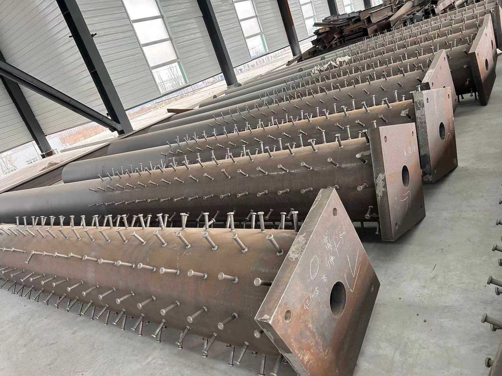 北京河北箱型柱焊接加工钢结构工程  北京钢结构箱型柱  北京钢结构厂家  河北钢结构加工