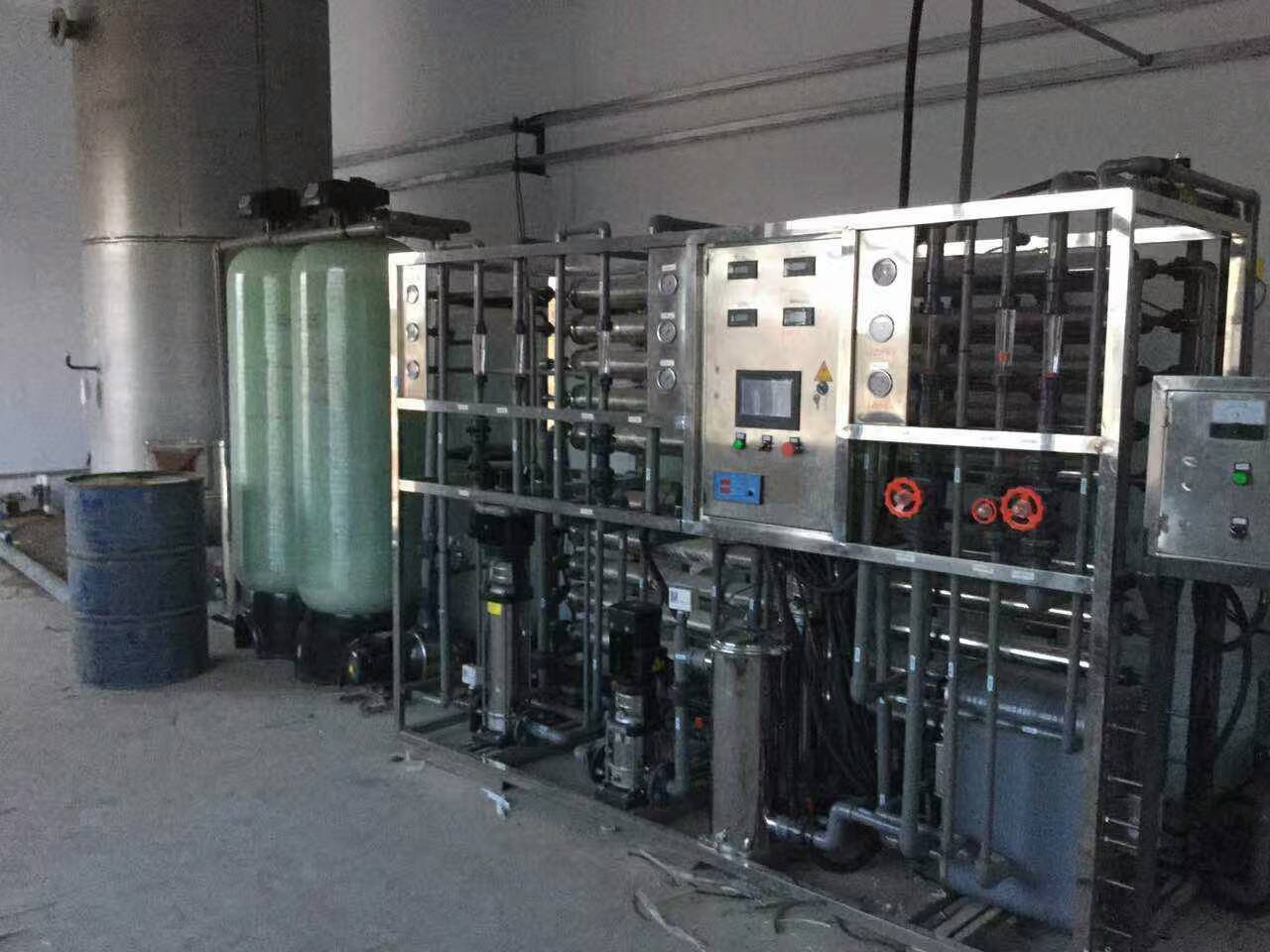2吨工业超纯水设备、 伟志水处理-RO反渗透纯水机  过滤超纯水设备  反渗透设备  超纯水设备厂家
