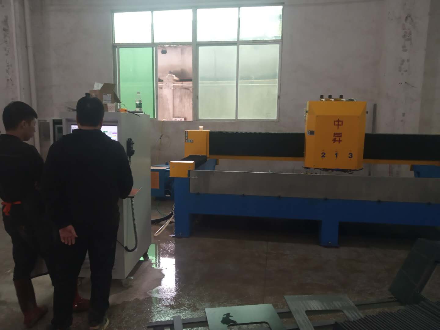 中升牌石英石后挡水数控加工中心  石材CNC  石材加工中心