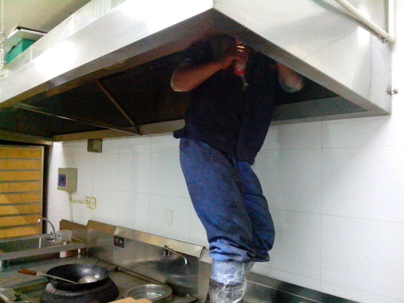 肇庆鼎湖区商业餐厅食堂大型油烟机管道清洗  鼎湖区外墙清洗  鼎湖区清洁公司  鼎湖区地毯清洗