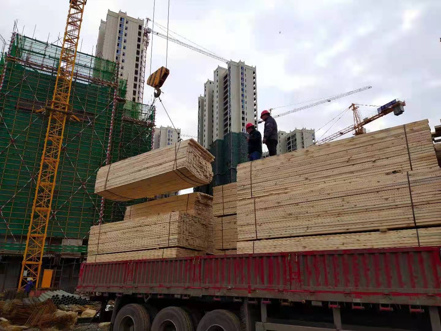 东莞沙田木方房建工地木方耐腐蚀木方尺寸标准四面见线  木方条  建筑木方  模板厂