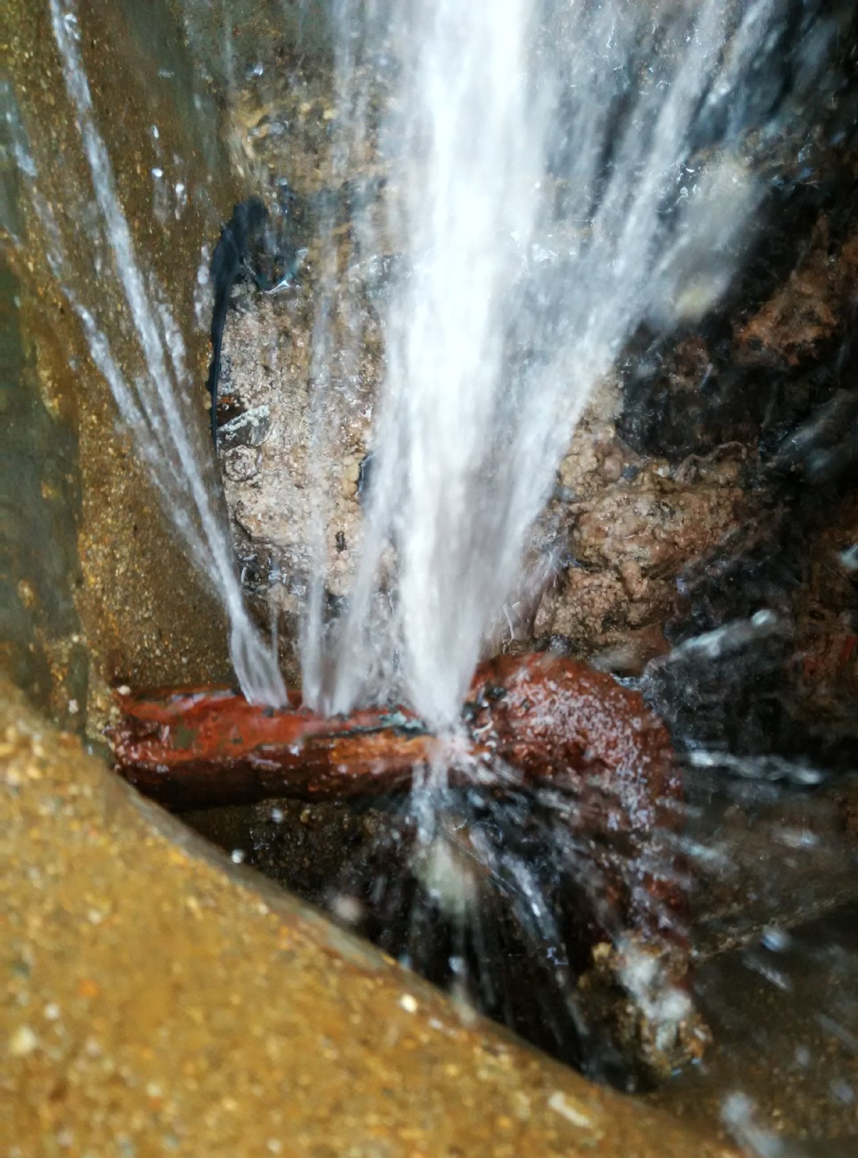 北京顺义区地下水管漏水检测  北京水管检测  北京漏水检测  顺义管道漏水检测