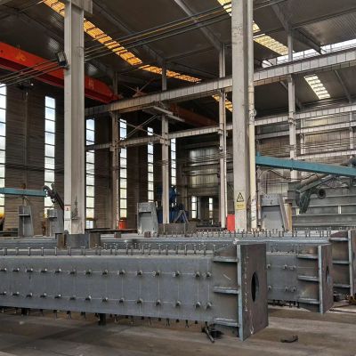 北京博泰 箱型柱焊接 格构柱加工定制 承接工程钢结构加工  北京箱型柱