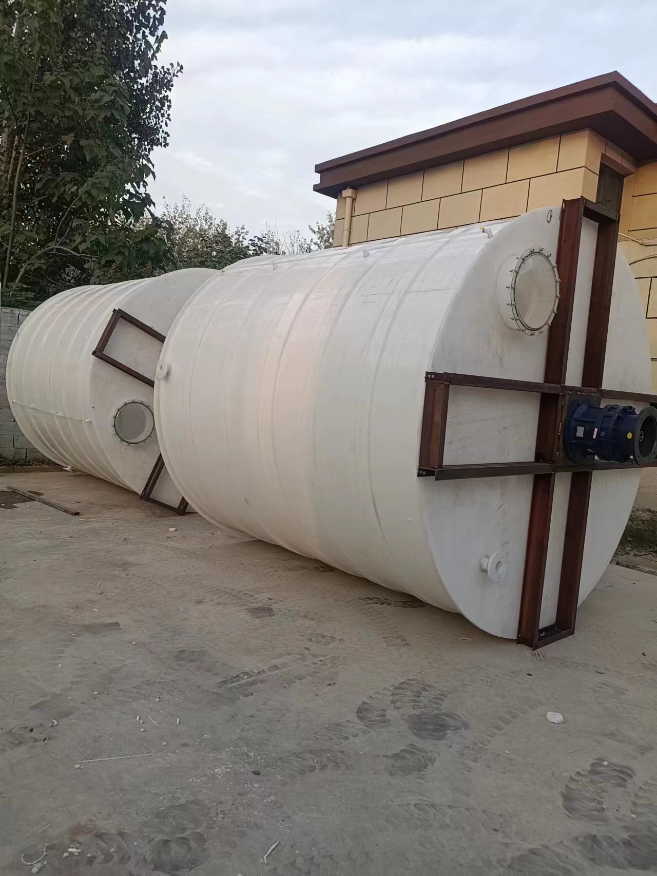 PP塑料液体搅拌罐加热乳化搅拌反应釜耐老化加药搅拌桶  PP搅拌罐单价  PP搅拌罐定制  PP搅拌罐销售电话